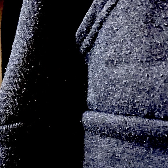 Aritzia Talula Zippered Hoodie Charcoal - Picture 2 of 4